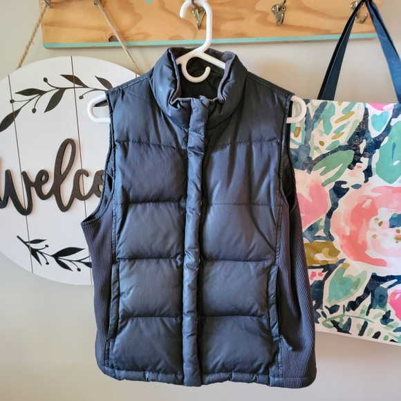GAP Jackets & Blazers - Women's GAP Puffer Vest